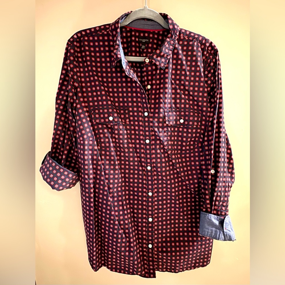 Talbots Size 20W Tab Sleeve Blouse in Navy w Red, Blue, & White Daisy Print